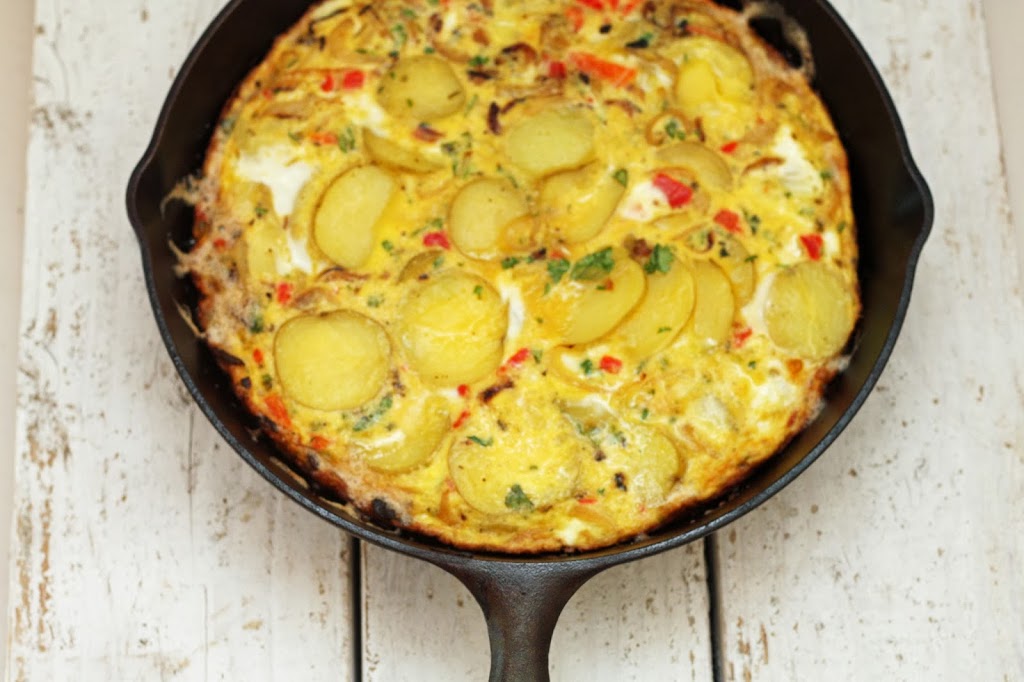 spanish potato omelet [tortilla espanola] - Adoring Kitchen